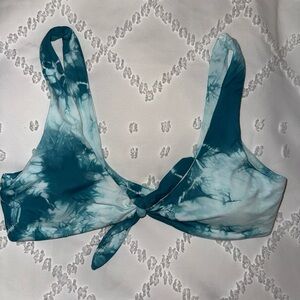 Dippin Daisy’s Teal Tie-Dye Bikini Top size M
